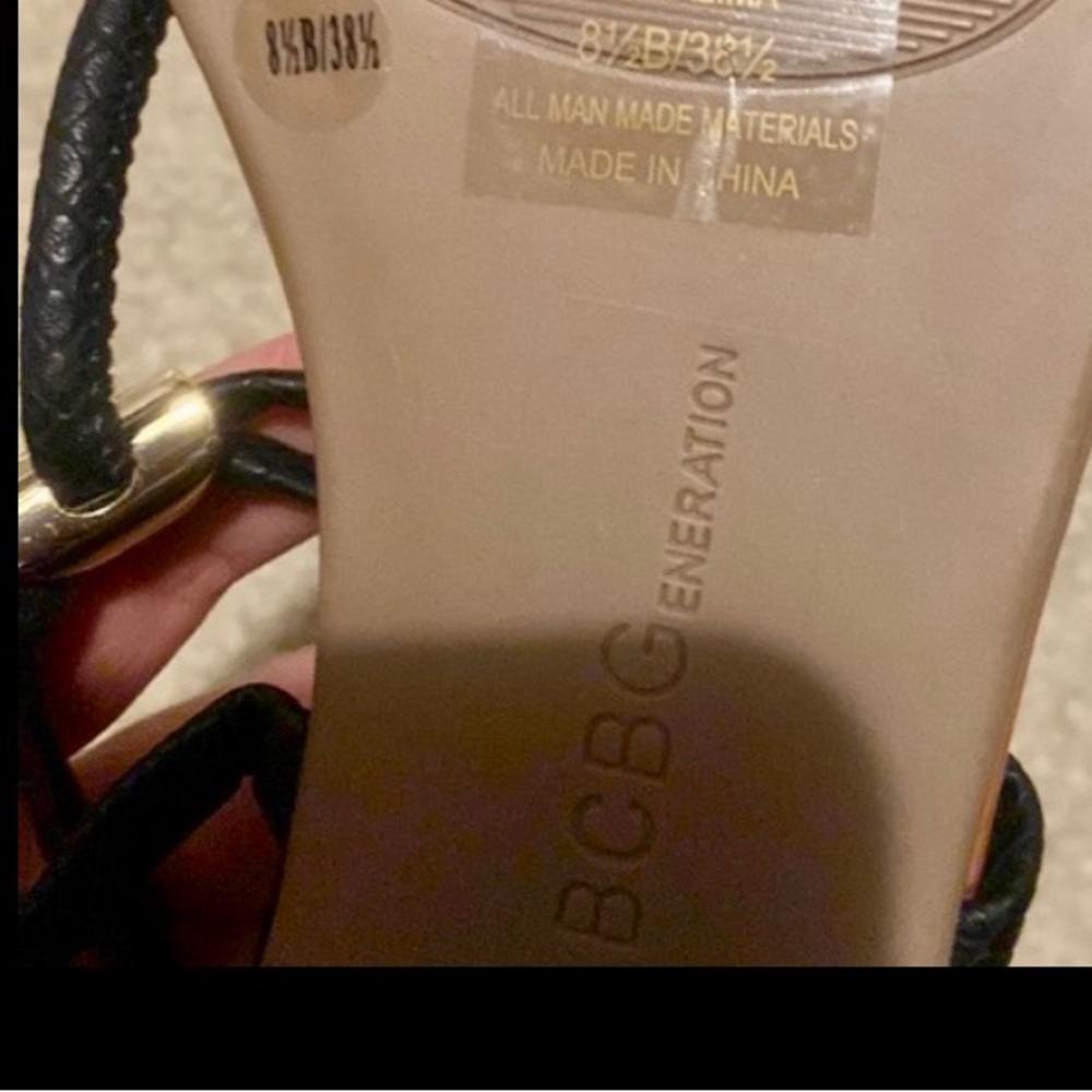 Bcbgeneration Black Gladiator Sandals T-Strap Wom… - image 2